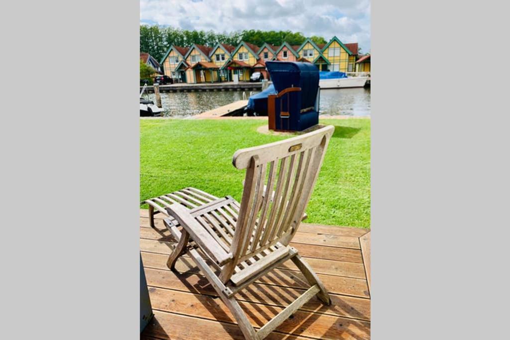 Ferienhaus Mit Bootssteg Am See In راينزبرج المظهر الخارجي الصورة