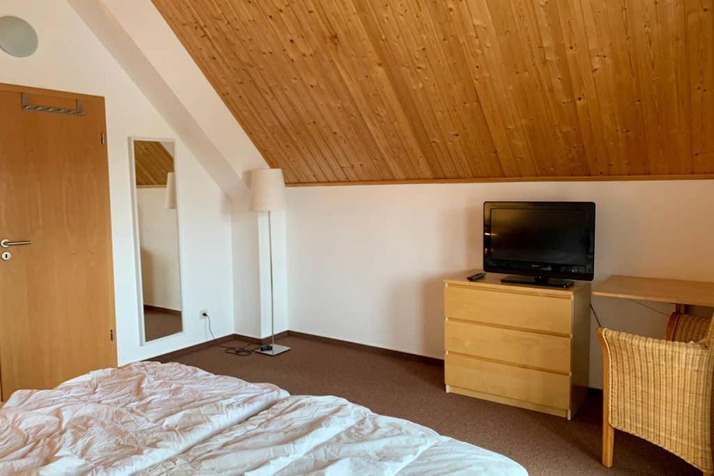 Ferienhaus Mit Bootssteg Am See In راينزبرج المظهر الخارجي الصورة